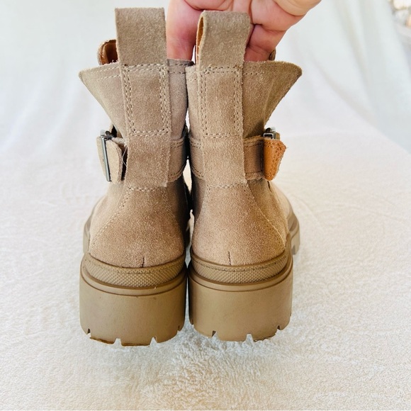 LUCKY BRAND Elyton Suede Zip Buckle Crossover Chunky Lug Sole Boots SIZE 8 - Picture 6 of 9